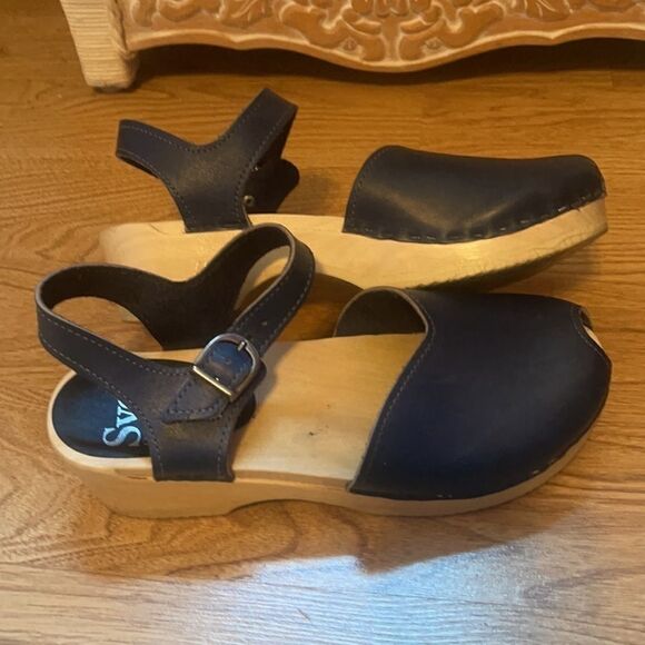 Sven navy blue strap clogs sz 41 - Picture 2 of 5